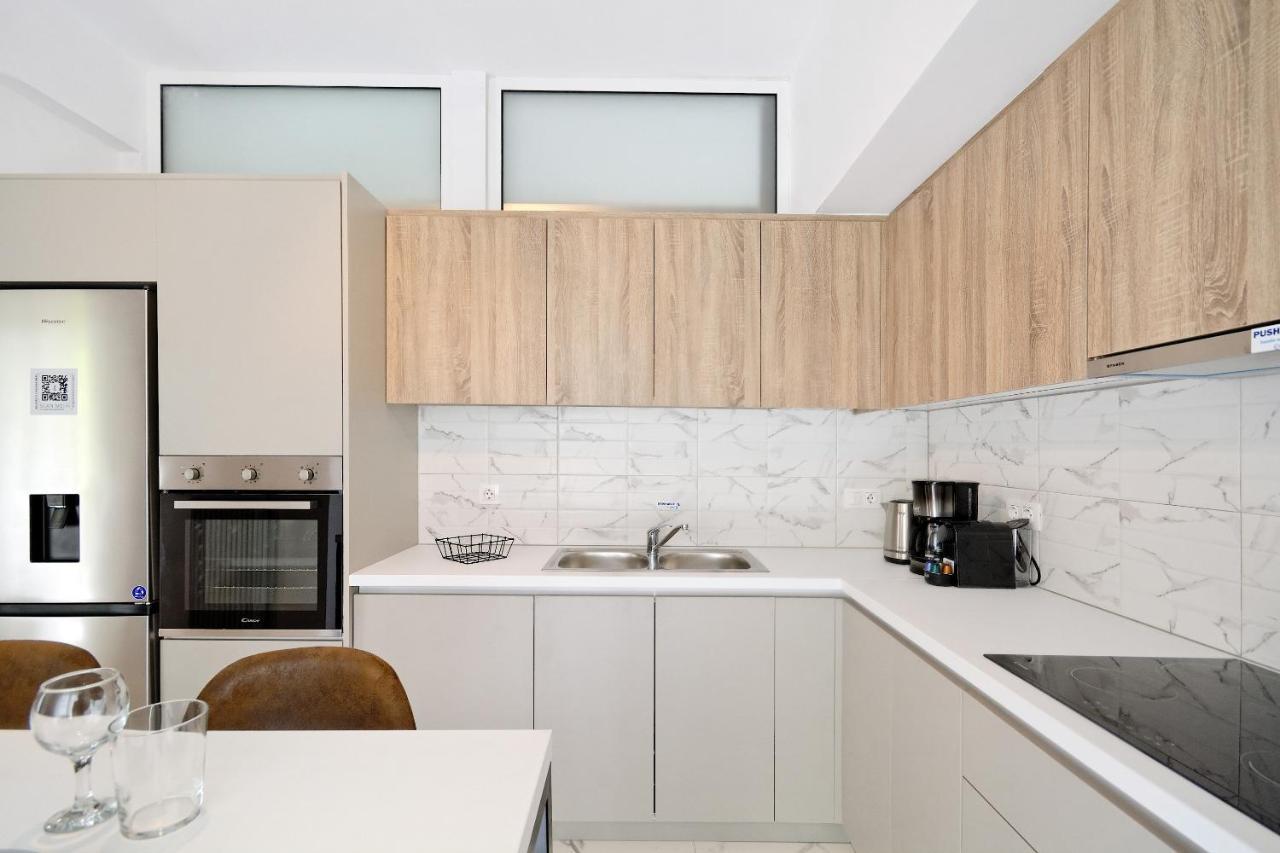 Elegant Big Apartment In Athens Center With Balcony Exterior foto